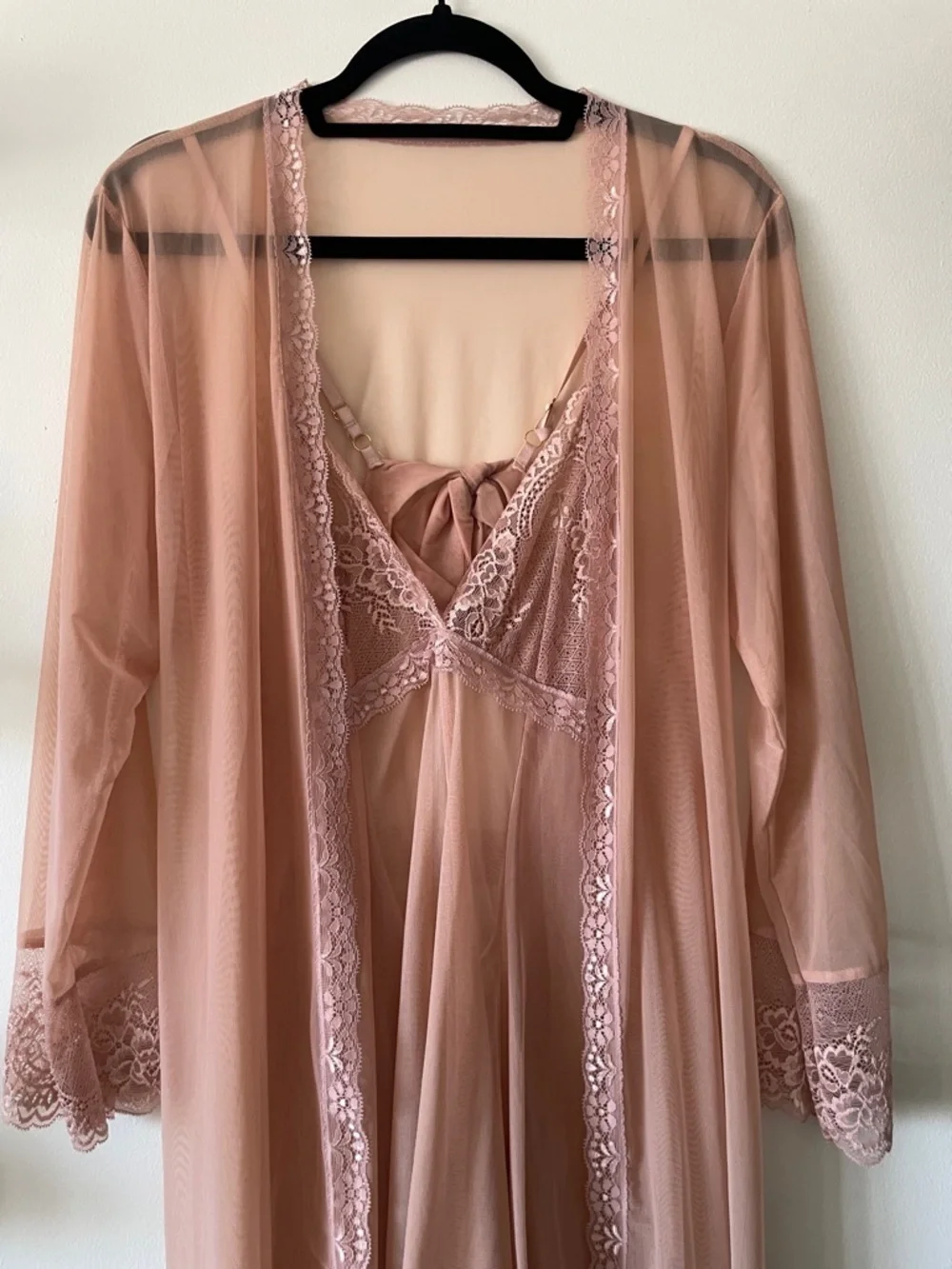 Blush Pink|Lace Trim Robe and Nightgown Set|Large- Runs Medium/Large|NWOT